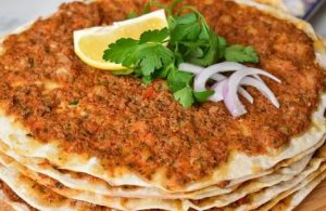 evde lahmacun yapımı