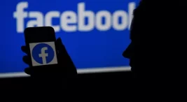 Facebook Birden Fazla Profil Ekleme Özelliği Üzerinde Çalıştığını Duyurdu