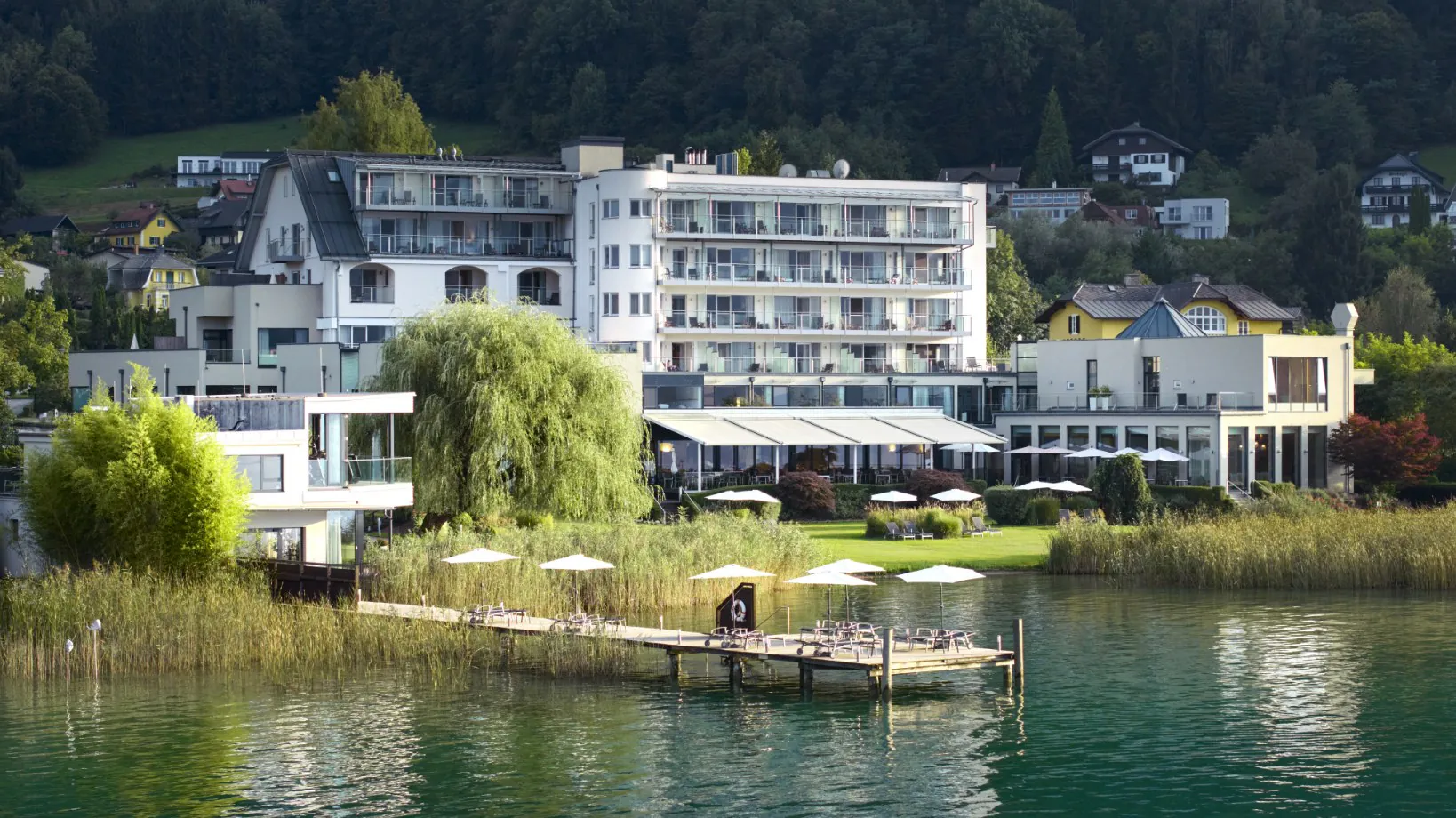 Ünlülerin Gittiği Detoks Kampları: Avusturya ve Bodrum'daki Merkezlerin Fiyatları (2025 Rehberi)