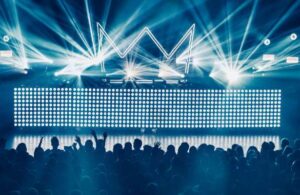 Bayramda Sahne Alan Sanatçılar Hangi Otellerde? Giriş Ücretleri ve Programlar (2025-2026 Rehberi)