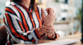 Tükenmişlik Sendromu Yaşayan Ünlüler (Burnout) ve Terapi Süreçleri