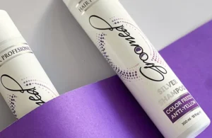 Gri Saçları Kabullenme Sanatı: Doğal Beyaz Saçların Parlak Görünmesi İçin Mor Şampuan Önerileri