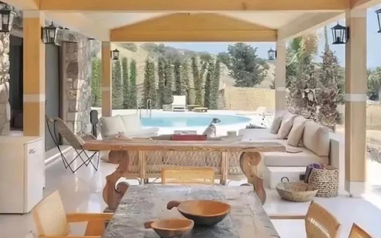 Evini Yenileyen Ünlüler: Duvarlarda Hangi Boya Markasını ve Rengini Tercih Ettiler?