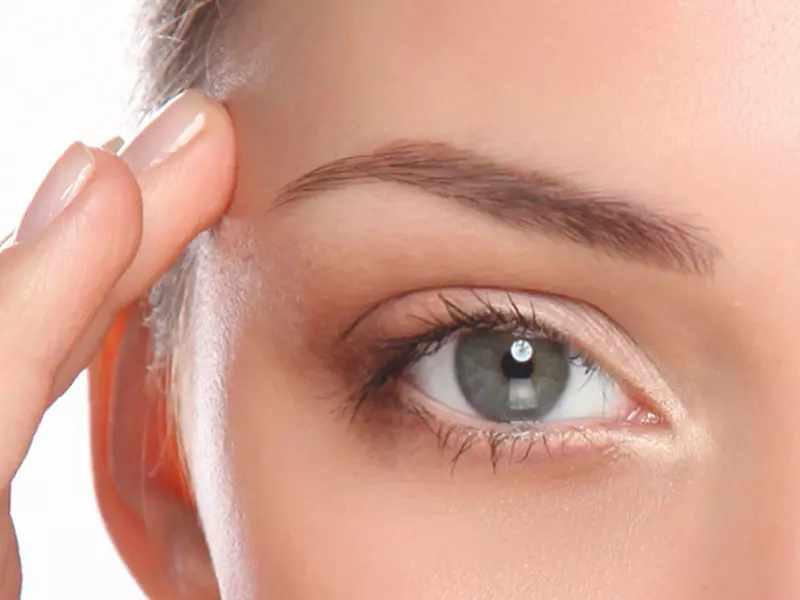 5 Sırrıyla Ameliyatsız Fox Eyes: Bella Hadid Bakışları