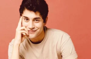 Ünlü oyuncu İbrahim Yıldız hayatını kaybetti! 27 yaşındaki genç yeteneğin kim olduğu, geçirdiği kaza ve kariyerine dair tüm detaylar bu anma rehberinde.