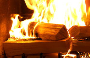 Şömine Keyfi Yapan Ünlüler