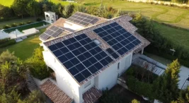2026 Elektrik Faturasına Son Veren Ünlüler: Villa Güneş Paneli Kurulum Maliyeti