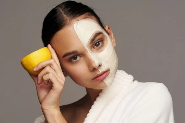 5 Sırrıyla Ev Yapımı Güneş Lekesi Maskesi ve Korunma Rehberi