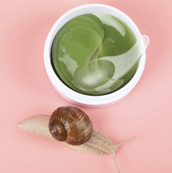Salyangoz Özü (Snail Mucin) Nedir? 2026 Cilt Bakım Rehberi