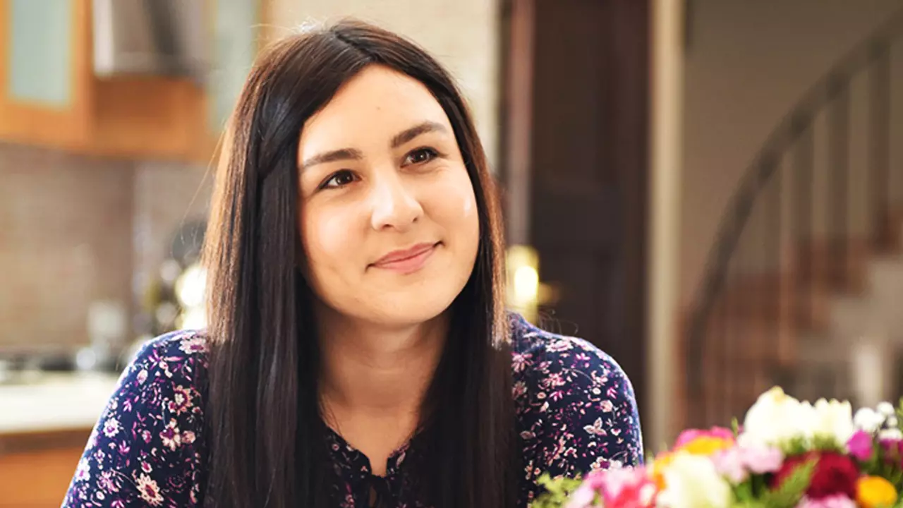 5 Sırrıyla Yasemin Sakallıoğlu: Sosyal Medyadan Dev Sahnelere