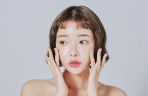 Kore Cilt Bakımı (K-Beauty) Rehberi: 10 Adımda Cam Cilt Sırrı